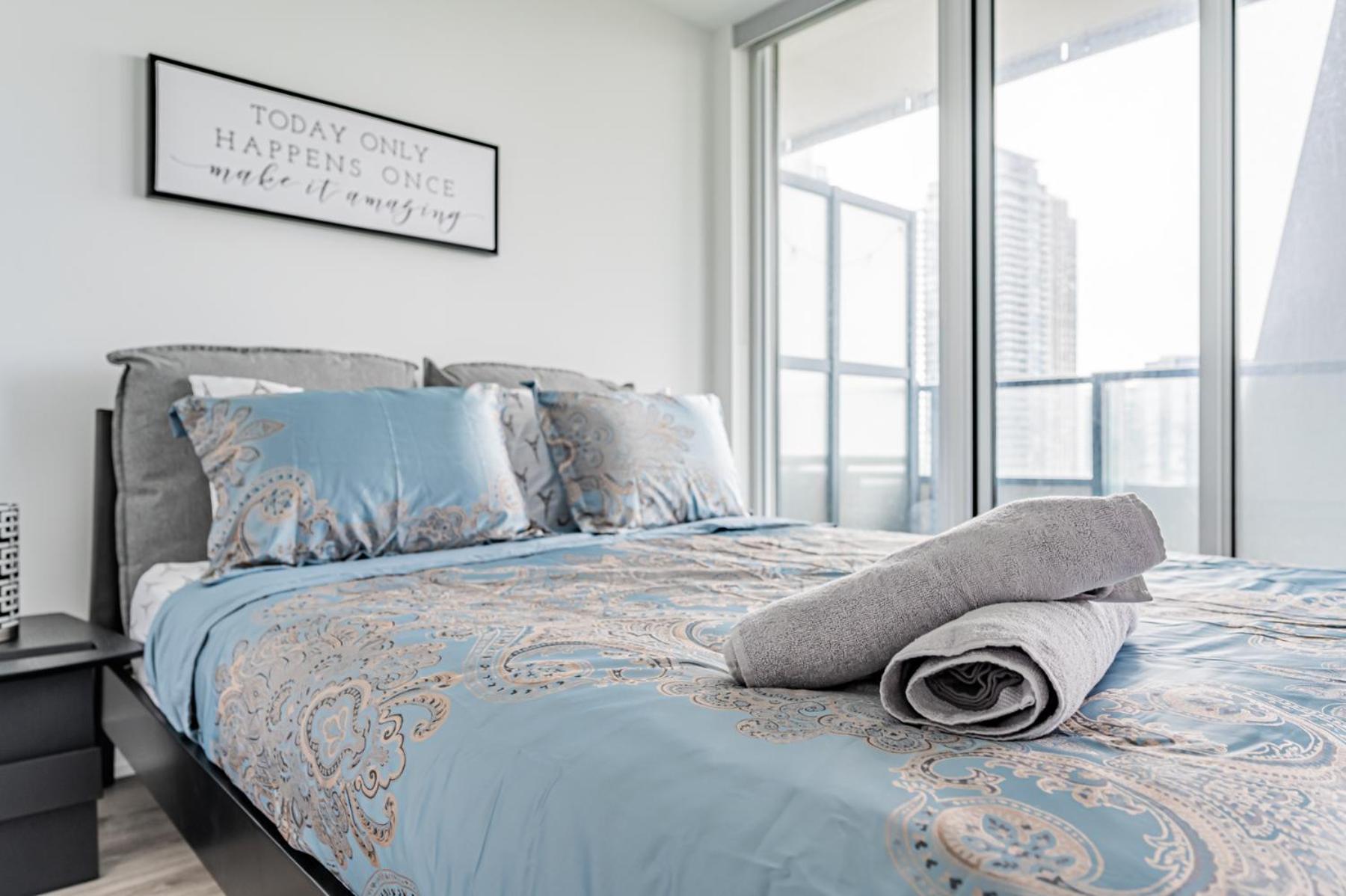 Luxury Properties Close To Rogers Center In Toronto Downtown Core Екстериор снимка